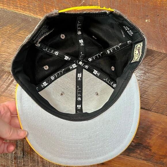 Golden State Warriors The City 59Fifty Hardwood Classic Hat - Picture 4 of 6